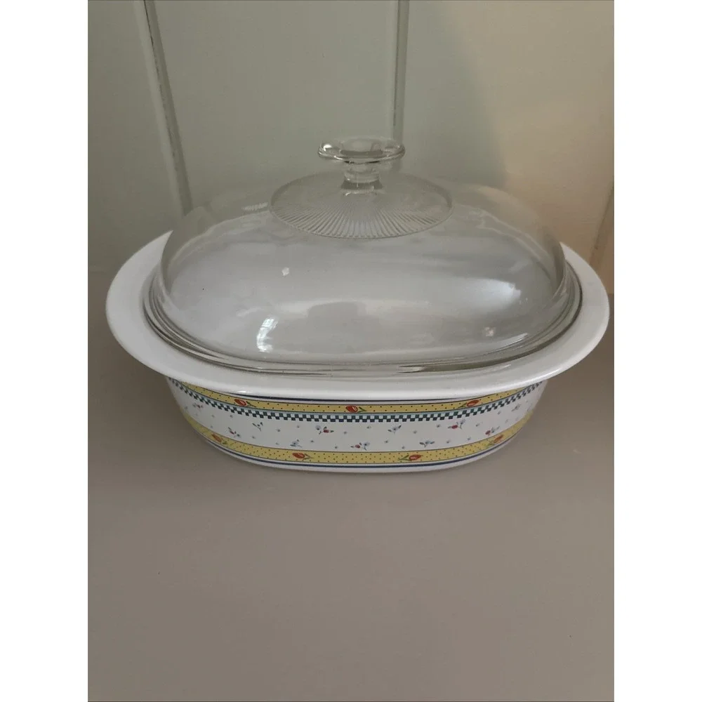 VintageCorning Ware Casserole With Lid Red Yellow And Blue Floral 11.5x9.5 2.5qt
